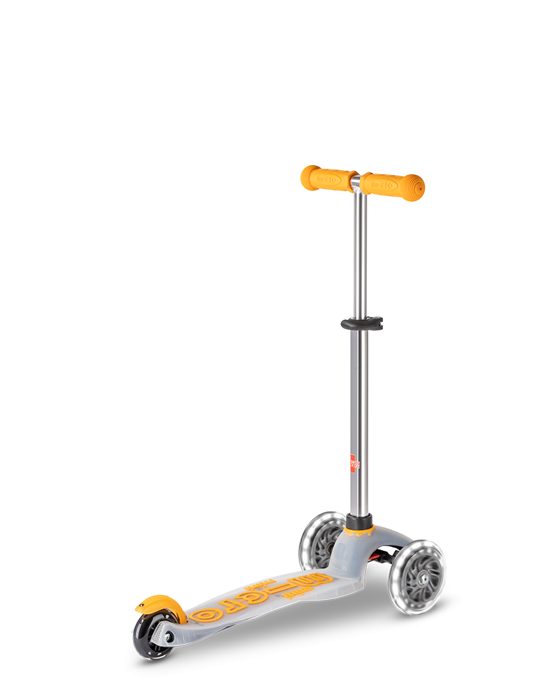 Micro Mini Deluxe Flux LED scooter